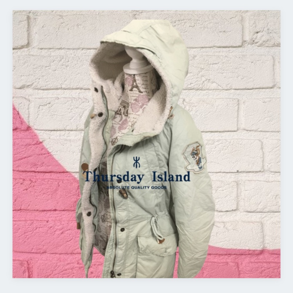 Thursday Island Korean Brand Winter Coat Fur Hood